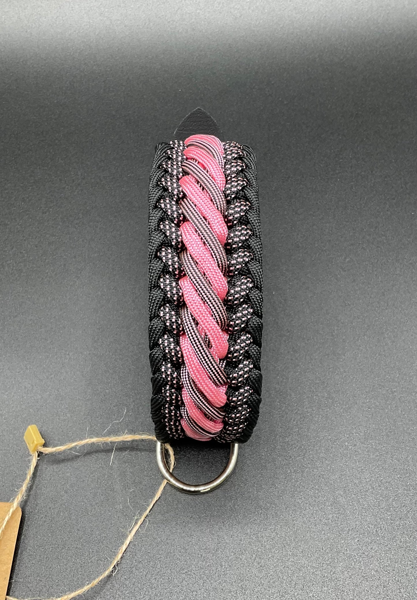 The Bevel Up! Pink/black sz. 11-13)