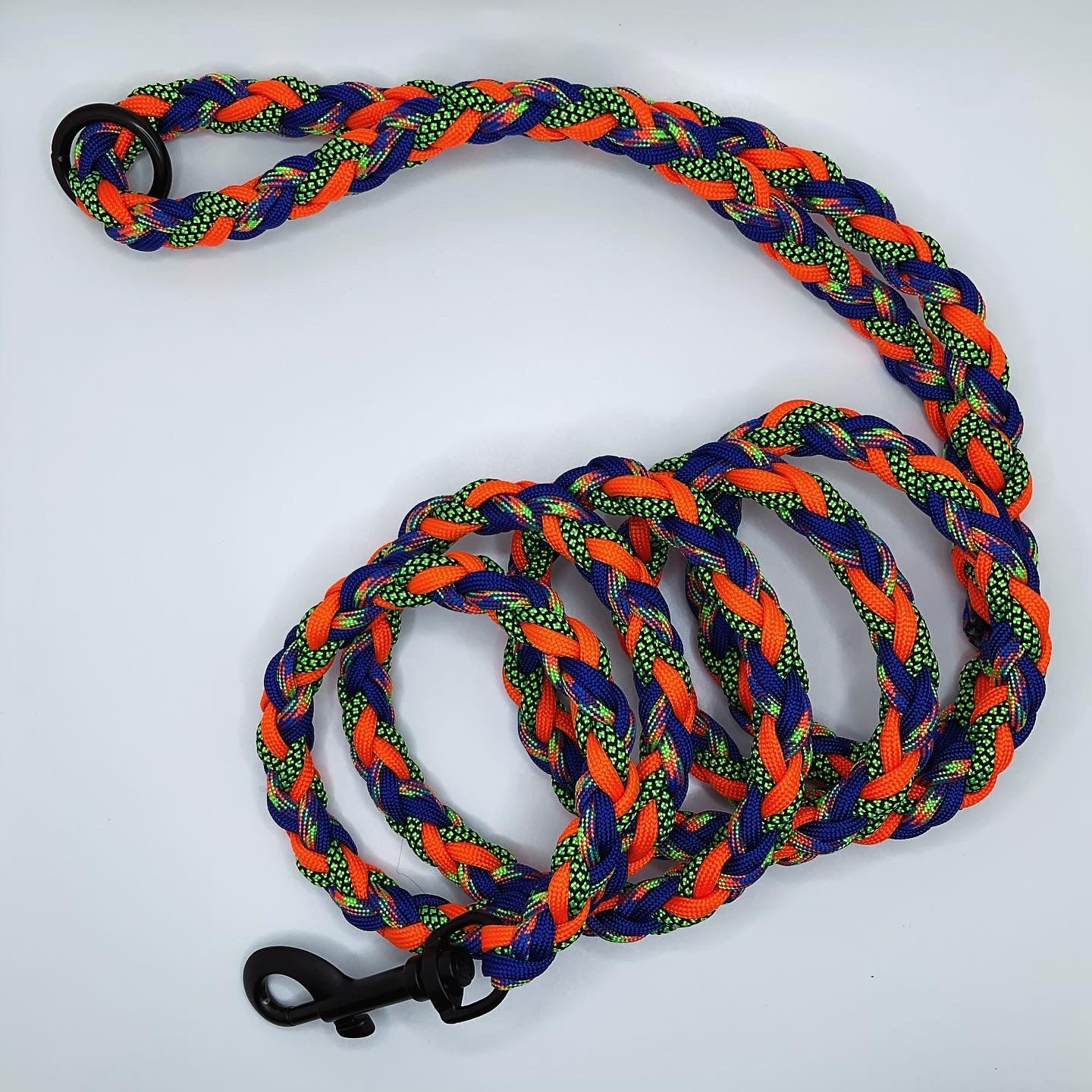 5.5 ft round braid leash